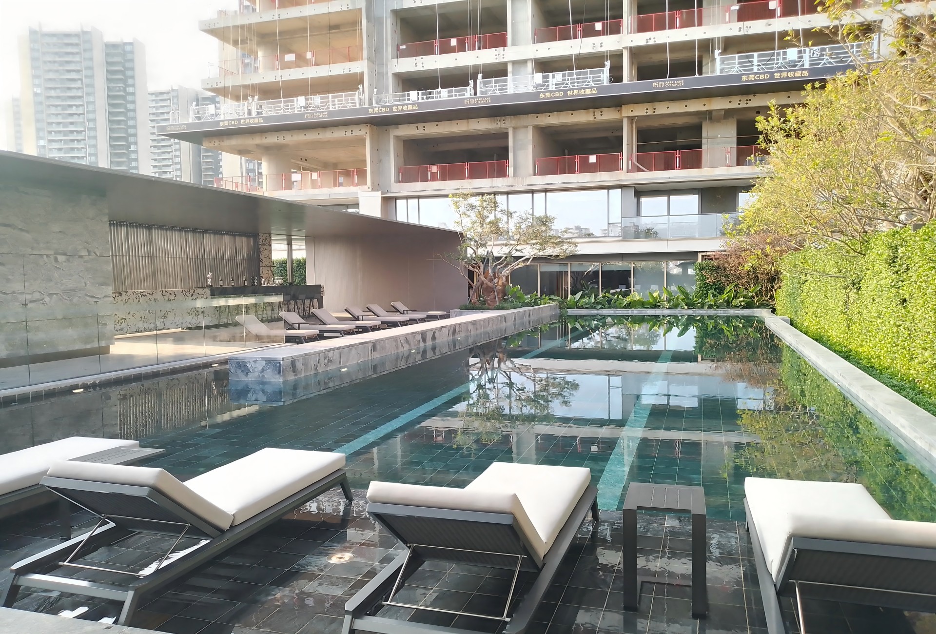 华润润府室外泳池