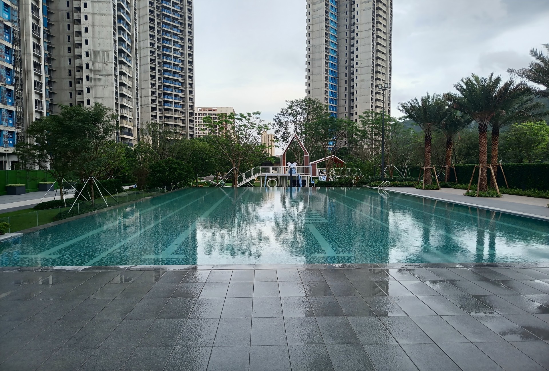 润溪花园室外泳池