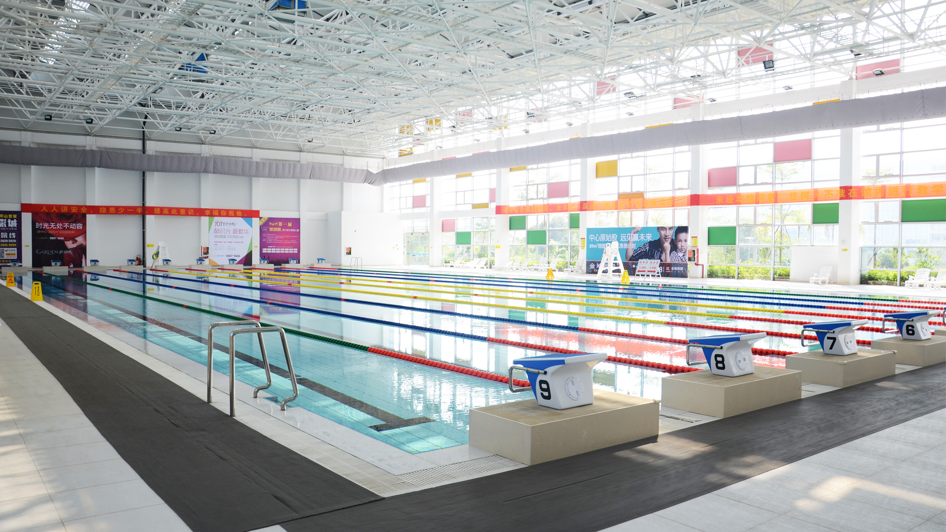 深圳坪山游泳馆