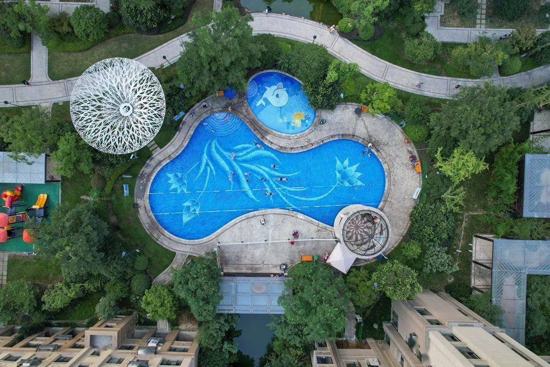 东莞市松润府项目室外泳池