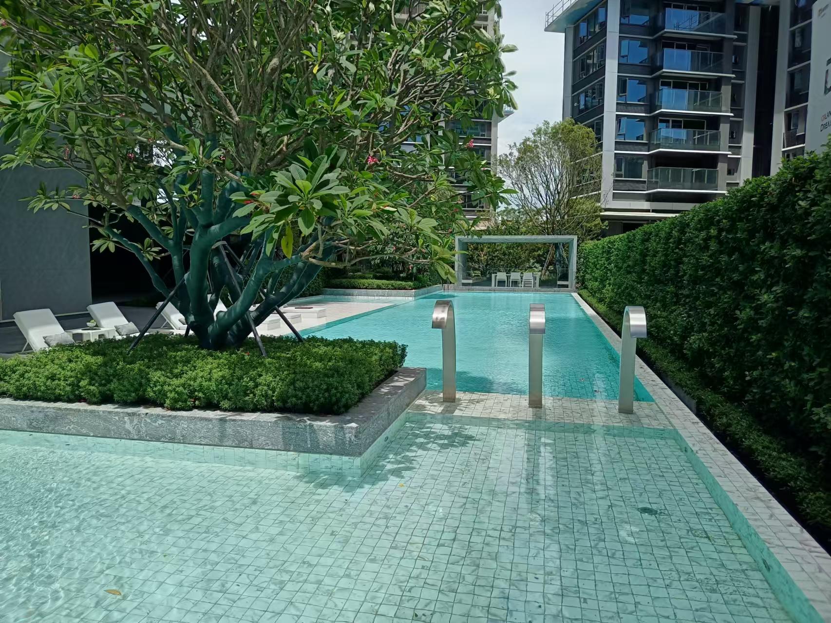 深圳市光明润雅园项目室外泳池